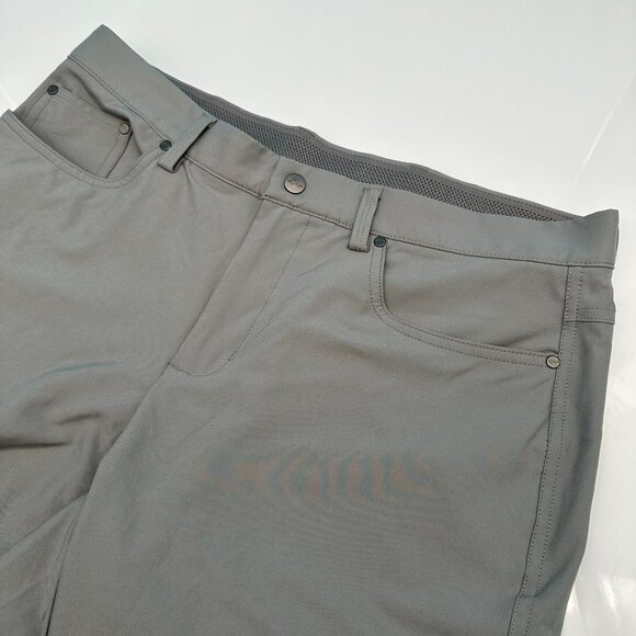 Greg Norman Men's 4‎ Way Stretch 5 Pocket Tech Golf Pant, Size W32 x L32, Gray - Picture 1 of 10